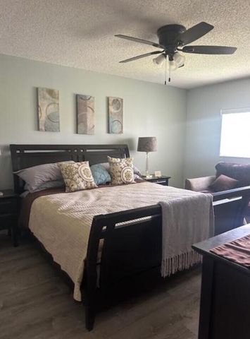 4735 LUCERNE LAKES Boulevard E 204, Lake Worth, FL 33467