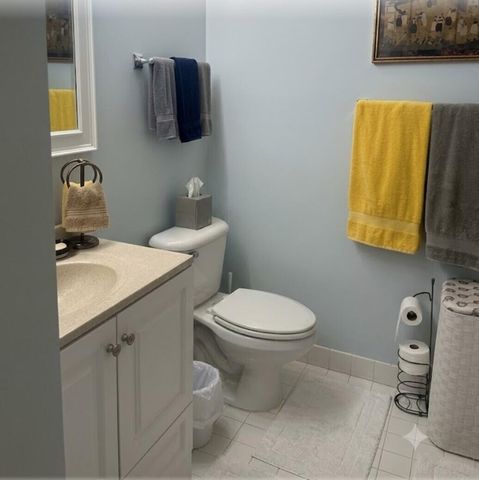 4735 LUCERNE LAKES Boulevard E 204, Lake Worth, FL 33467