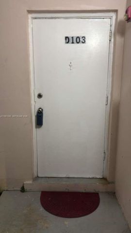 7430 SW 82nd St D103, Miami, FL 33143