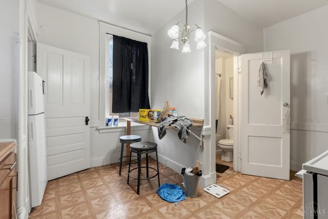 2308 W Clifton Avenue, Cincinnati, OH 45219