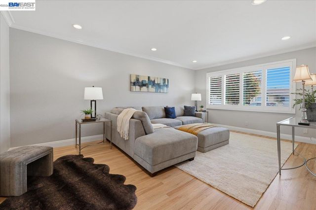 4685 Victoria Park Ct, Fremont, CA 94538