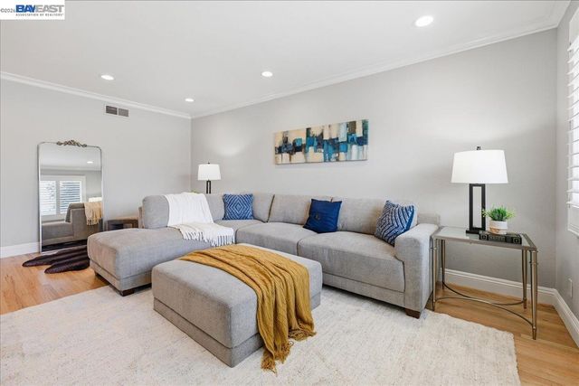 4685 Victoria Park Ct, Fremont, CA 94538