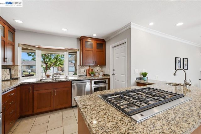 4685 Victoria Park Ct, Fremont, CA 94538