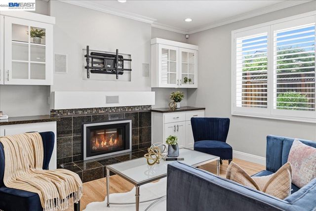 4685 Victoria Park Ct, Fremont, CA 94538