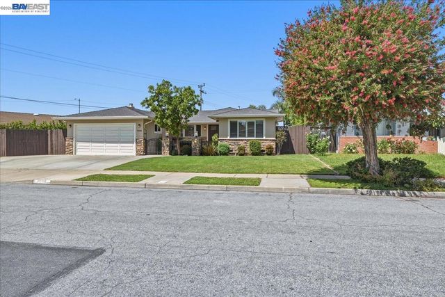 4685 Victoria Park Ct, Fremont, CA 94538