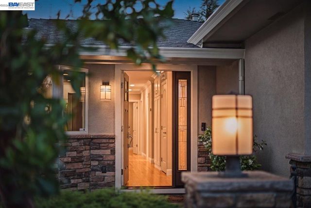 4685 Victoria Park Ct, Fremont, CA 94538