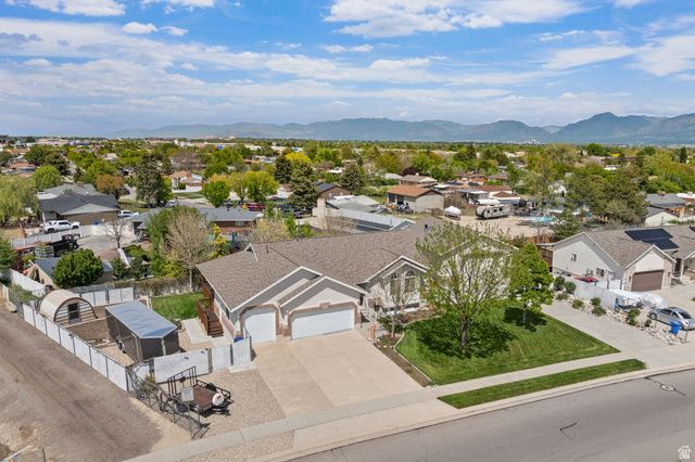 3778 W MAPLELEAF WAY, West Jordan, UT 84088