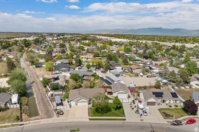 3778 W MAPLELEAF WAY, West Jordan, UT 84088