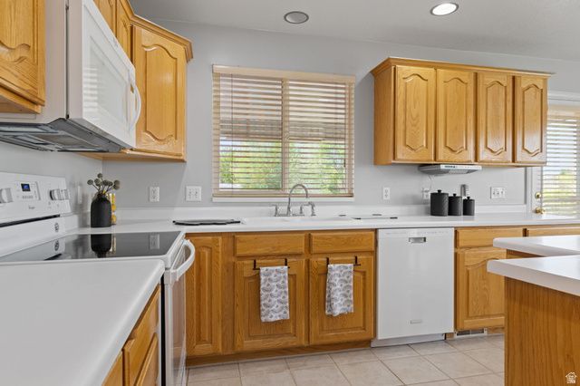 3778 W MAPLELEAF WAY, West Jordan, UT 84088