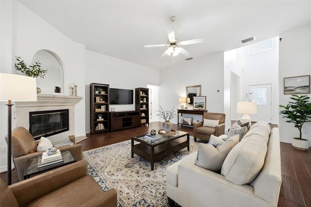 3333 SITE TO SEE AVENUE, Eustis, FL 32726