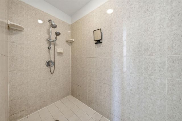 3333 SITE TO SEE AVENUE, Eustis, FL 32726