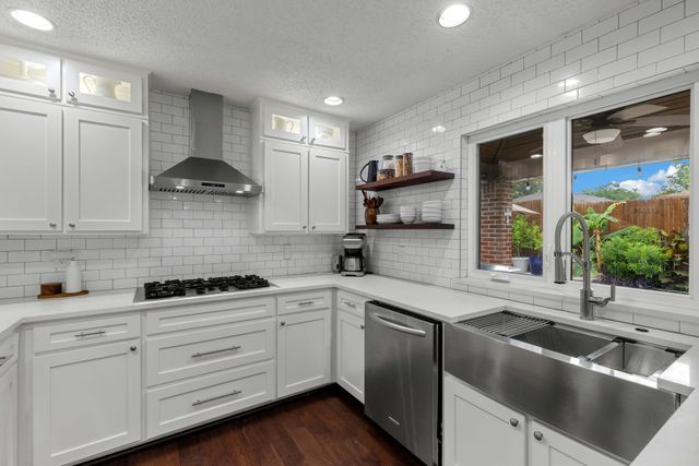 1317 Elk Grove Drive, Richardson, TX 75081