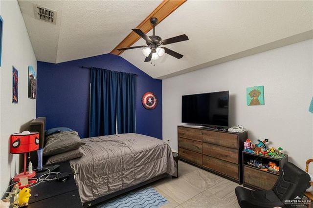 325 N 36th Lane, Mcallen, TX 78501