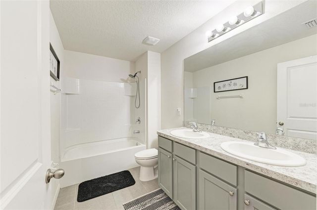 2647 SAND GABLES TRAIL, Bradenton, FL 34208