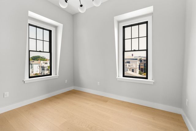 34 Pinckney St 3, Somerville, MA 02145