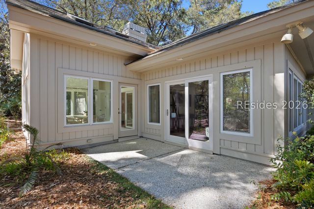 10 Sagebush Ln, Hilton Head Island, SC 29926