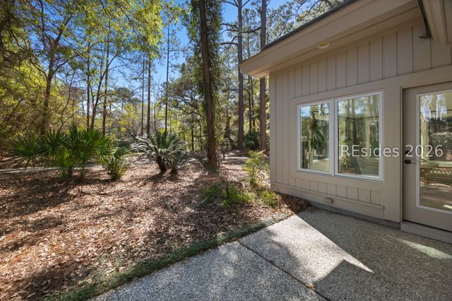 10 Sagebush Ln, Hilton Head Island, SC 29926