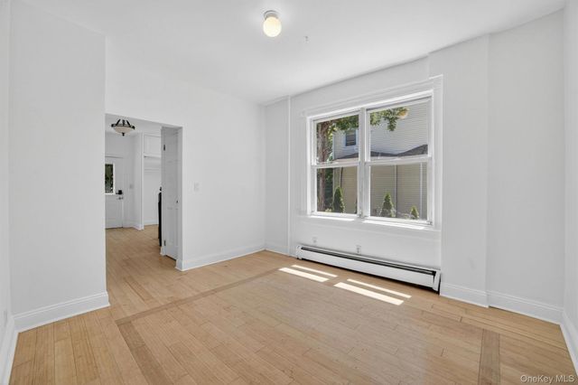 15 Desmond Avenue, Bronxville, NY 10708