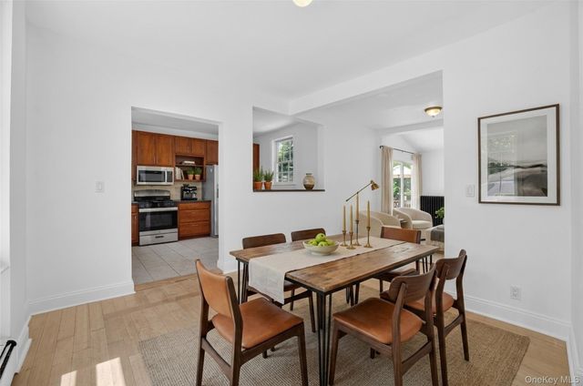 15 Desmond Avenue, Bronxville, NY 10708