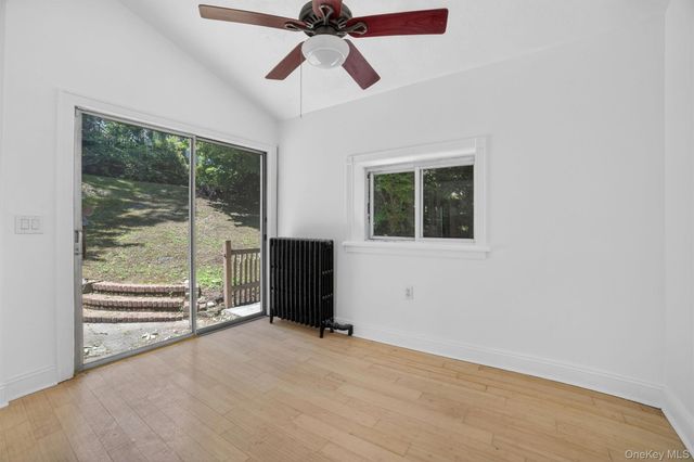15 Desmond Avenue, Bronxville, NY 10708