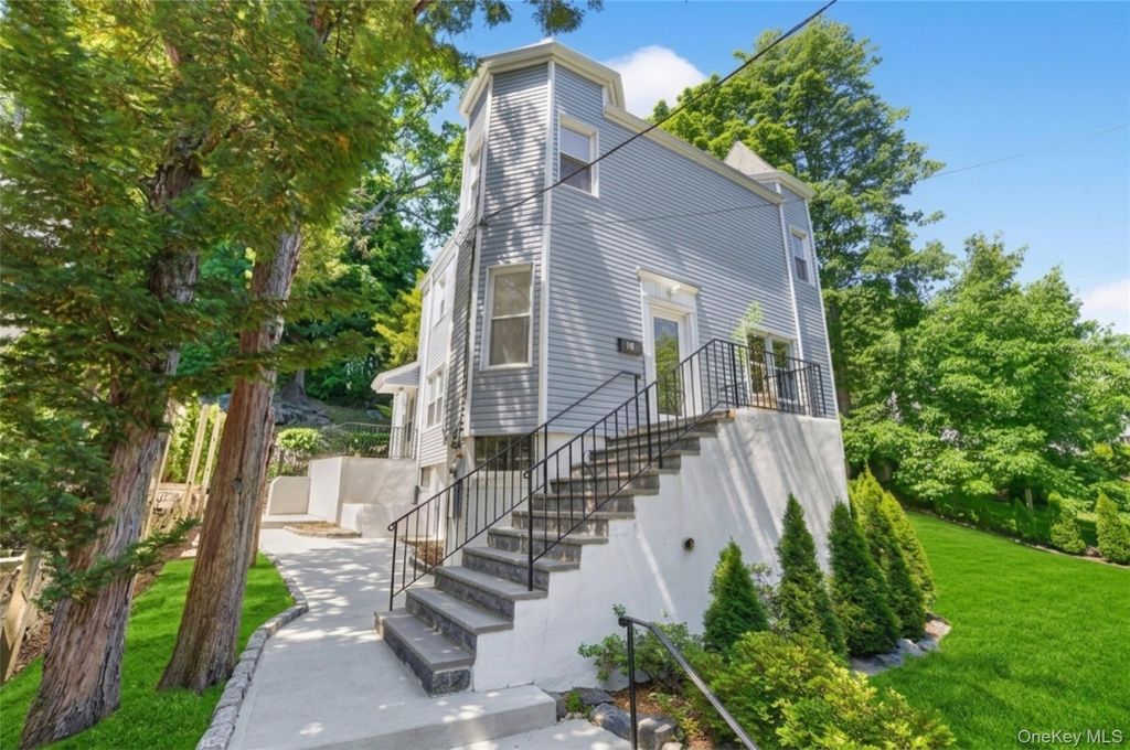 15 Desmond Avenue, Bronxville, NY 10708