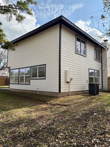 12303 Split Rail Lane, Houston, TX 77071