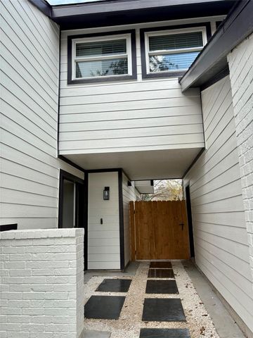 12303 Split Rail Lane, Houston, TX 77071