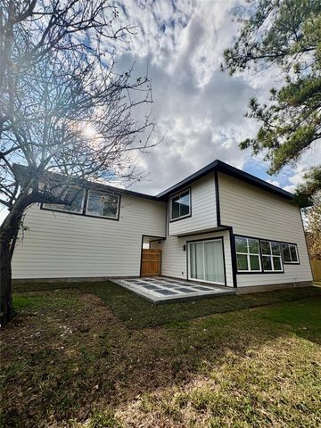 12303 Split Rail Lane, Houston, TX 77071