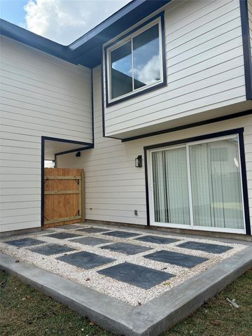 12303 Split Rail Lane, Houston, TX 77071