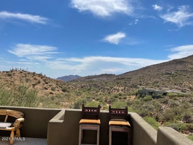 9915 E GRAYTHORN Drive, Scottsdale, AZ 85262