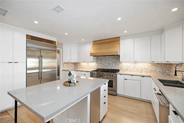 30056 Point Marina, Canyon Lake, CA 92587