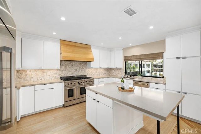 30056 Point Marina, Canyon Lake, CA 92587