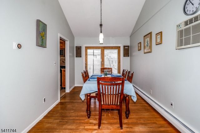 20 Alastair Pl, Woodbridge Twp., NJ 07067