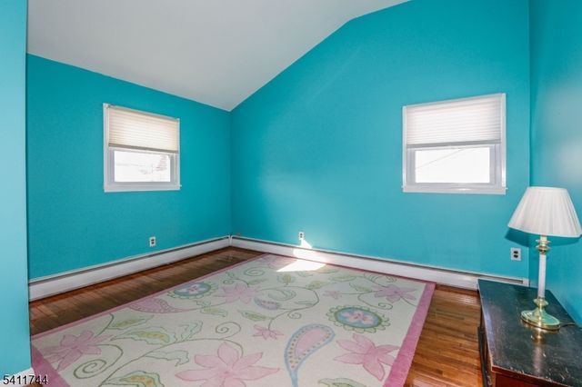 20 Alastair Pl, Woodbridge Twp., NJ 07067