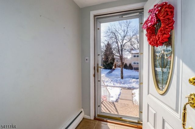 20 Alastair Pl, Woodbridge Twp., NJ 07067