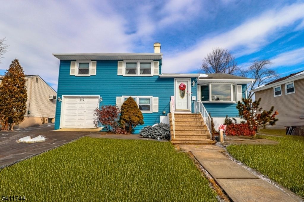 20 Alastair Pl, Woodbridge Twp., NJ 07067