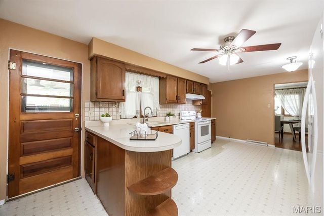 414 Bel Air Drive, Mascoutah, IL 62258