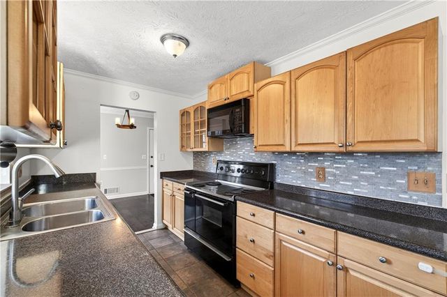 3147 Caintal Court, Decatur, GA 30033