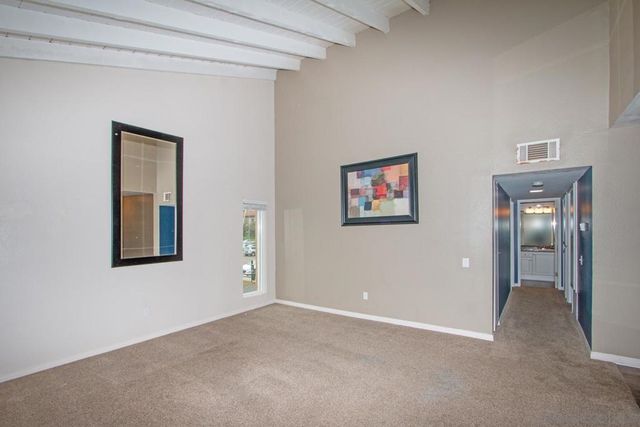 17093 W Bernardo Dr 202, San Diego, CA 92127