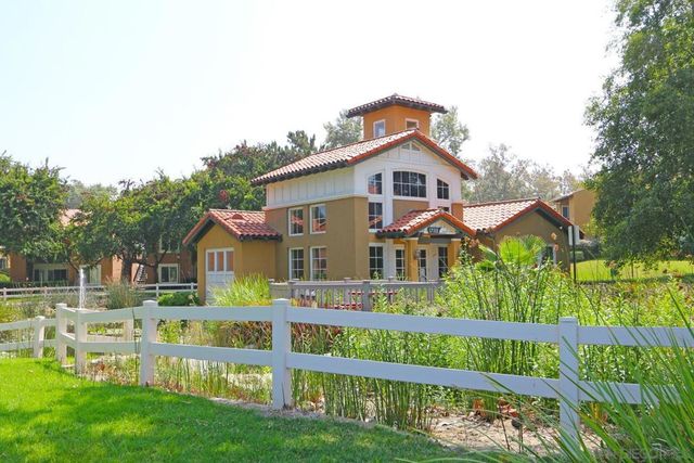 17093 W Bernardo Dr 202, San Diego, CA 92127