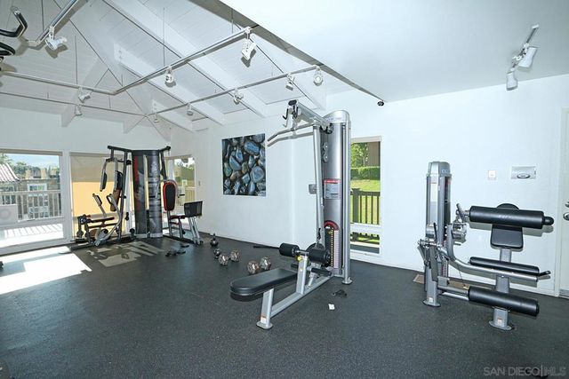 17093 W Bernardo Dr 202, San Diego, CA 92127