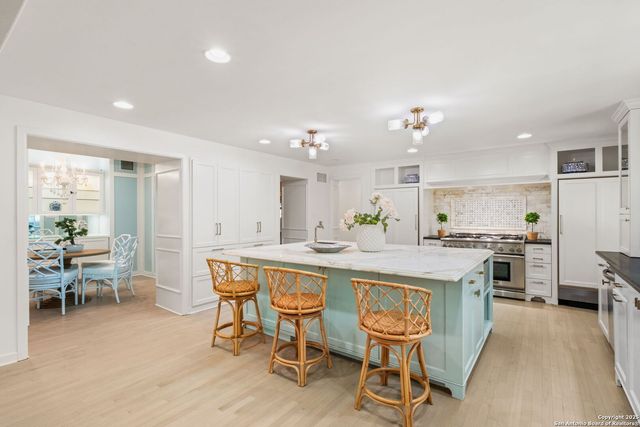 107 Thelma, San Antonio, TX 78212