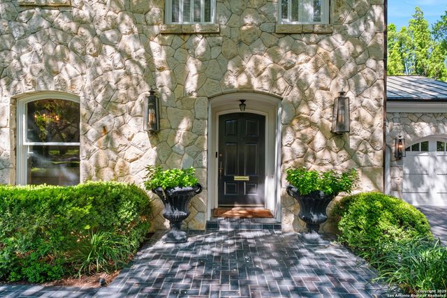 107 Thelma, San Antonio, TX 78212