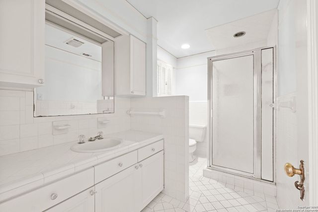 107 Thelma, San Antonio, TX 78212