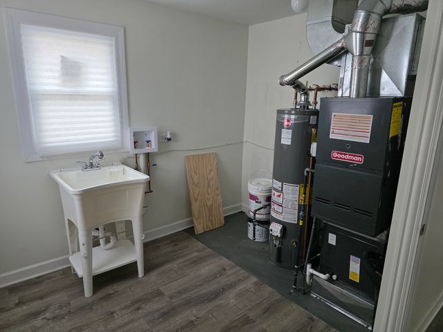 16523 Green Street, Harvey, IL 60426