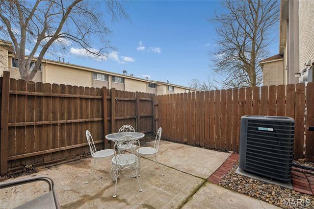 839 Lilybud Court, Ballwin, MO 63011