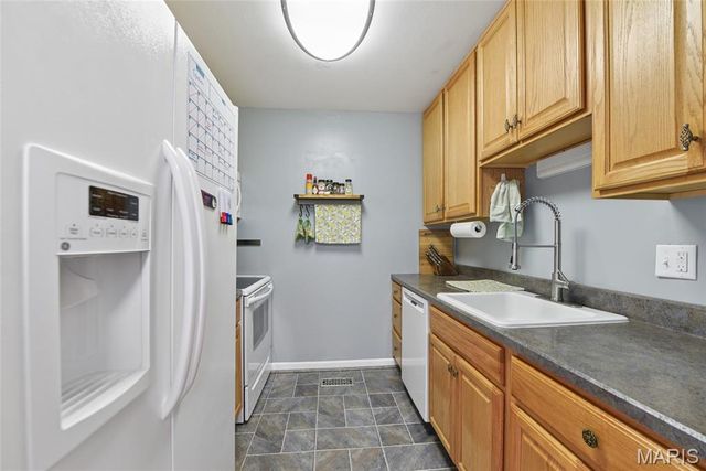 839 Lilybud Court, Ballwin, MO 63011