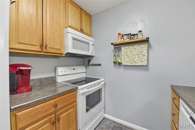 839 Lilybud Court, Ballwin, MO 63011