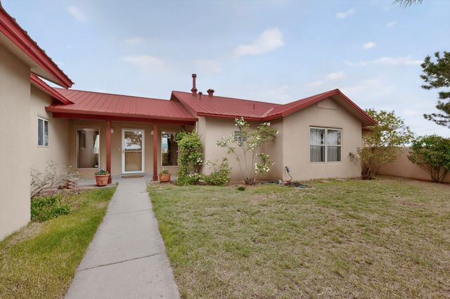 201 San Marcos Loop, Santa Fe, NM 87508