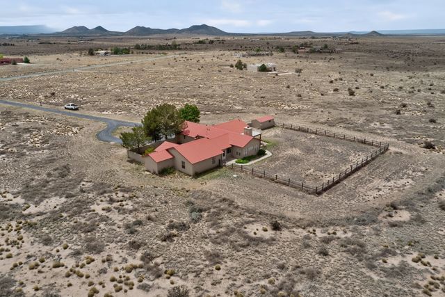 201 San Marcos Loop, Santa Fe, NM 87508